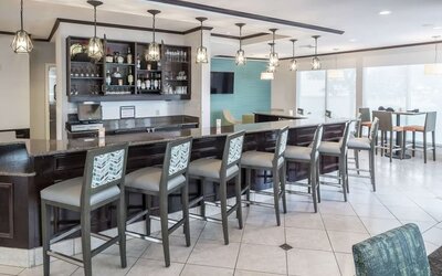 On-site bar at Hilton Garden Inn Dothan.