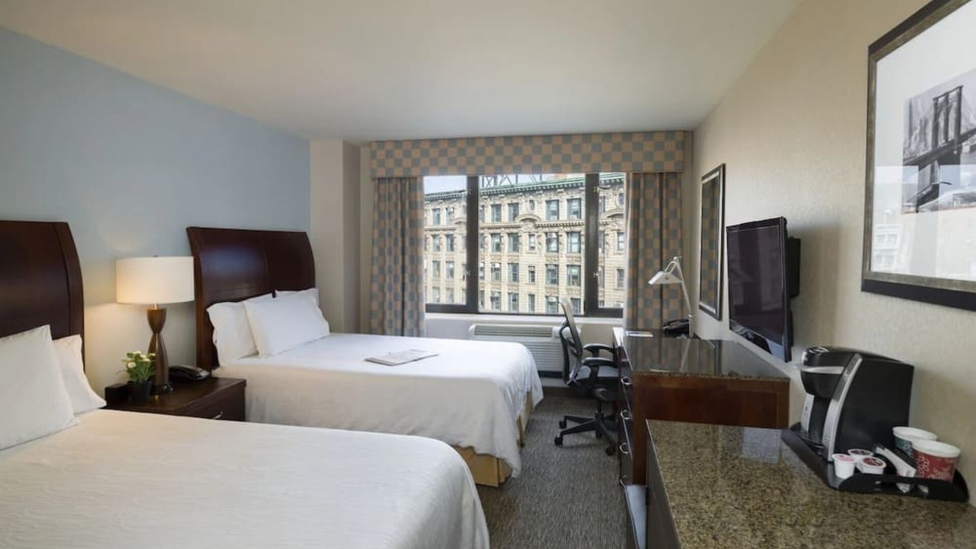Day use twin room with work desk at Hilton Garden Inn New York/Tribeca.