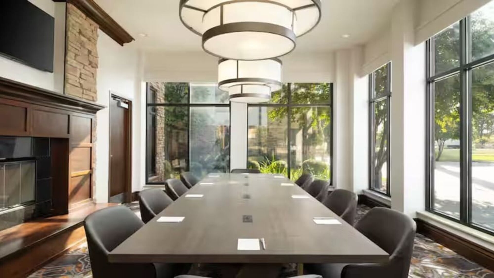 Professional meeting room at Hilton Garden Inn Shreveport Bossier City.