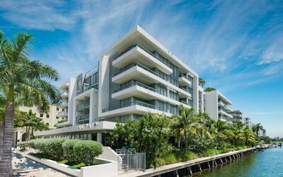 Exterior view of The Altair Hotel Bay Harbor.