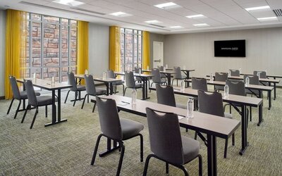Professional meeting facility at 	SpringHill Suites Atlanta Northwest.