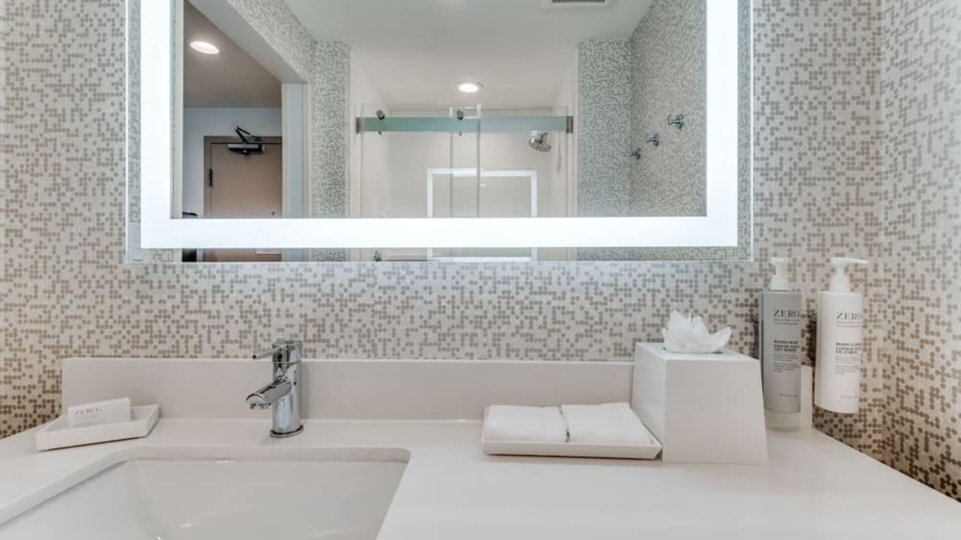 Private guest bathroom at Home2 Suites By Hilton Dallas Medical District Lovefield.