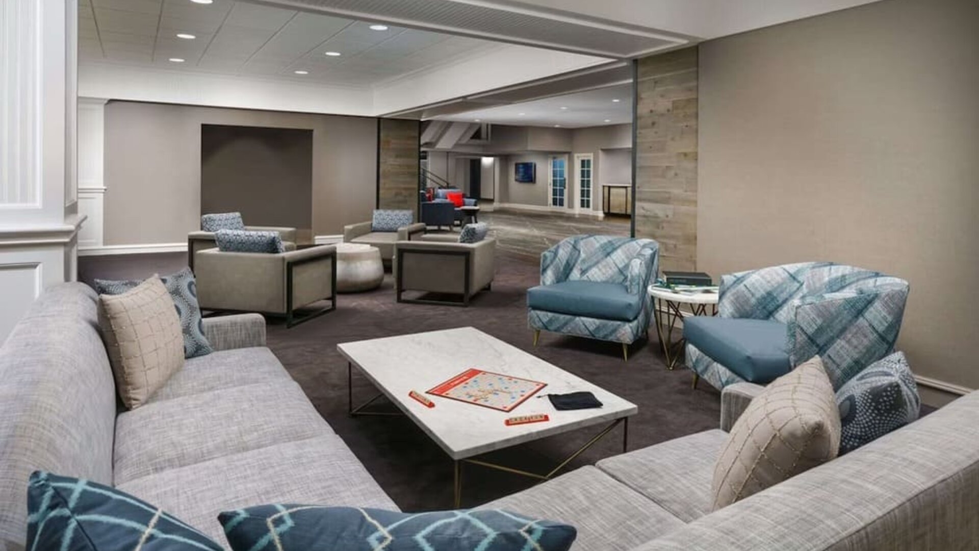 Lounge seating at Hotel Caza.