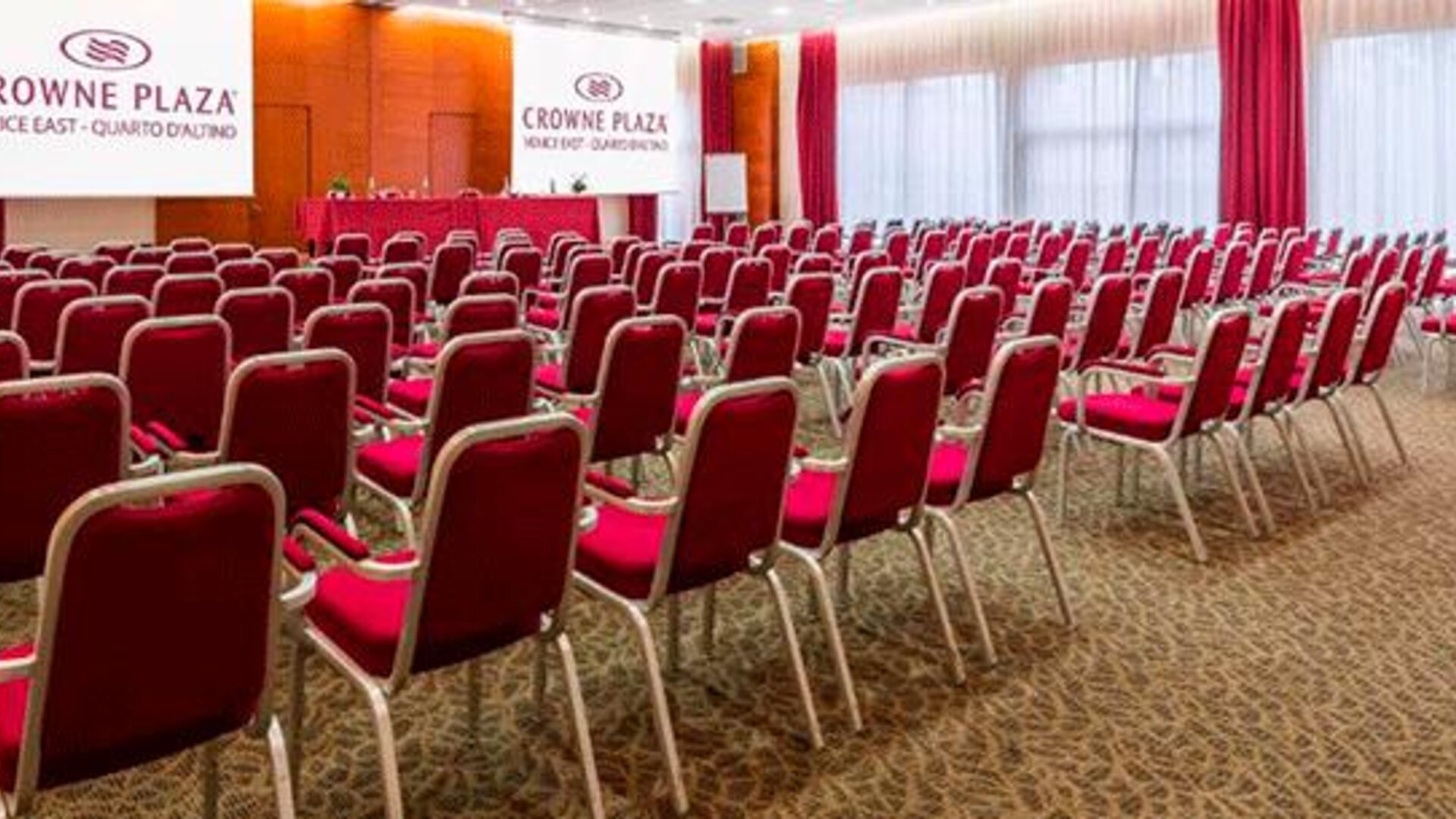 Crowne Plaza Venice East