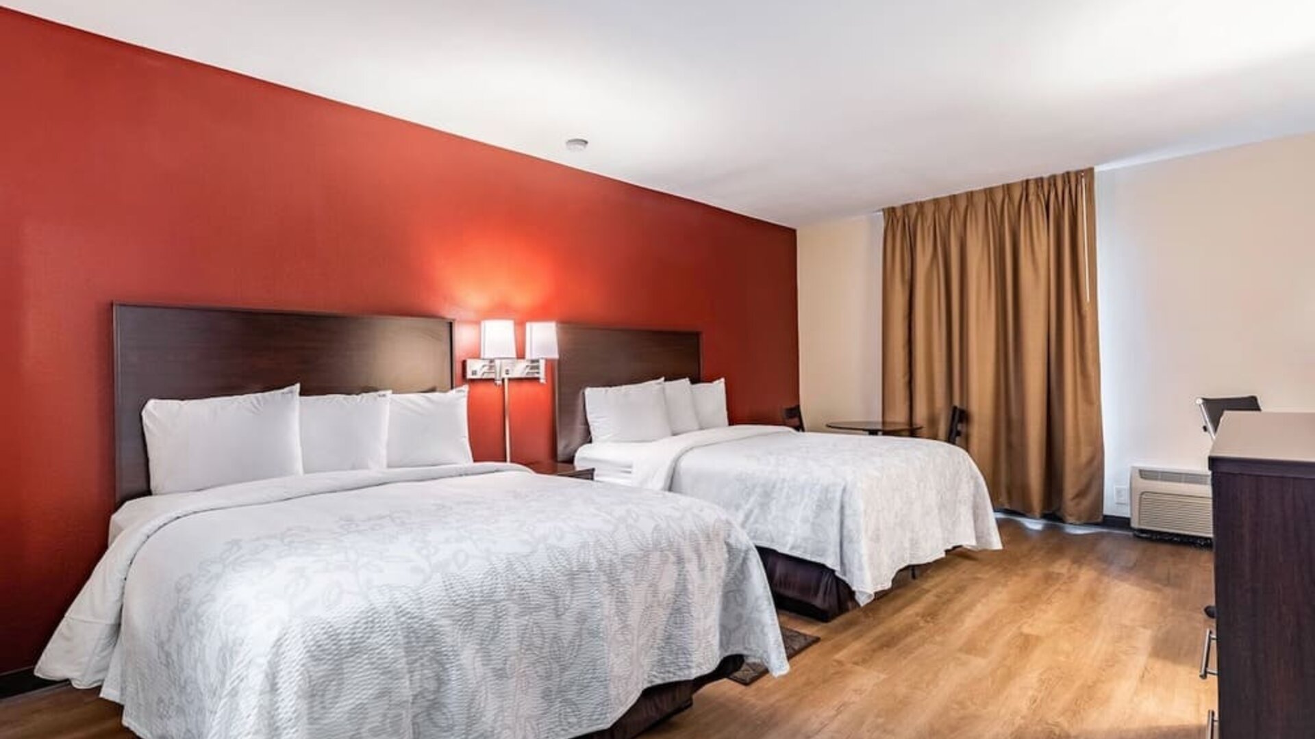 Day use twin room at Red Roof PLUS+ & Suites Houston - IAH Airport SW.