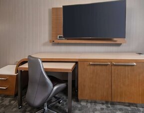 Day use room' workspace at Sonesta Select Atlanta Norcross I-85.