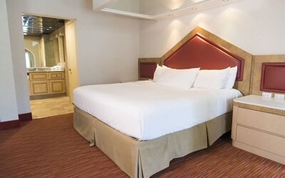 Standard king at Paradise Stream Resort.