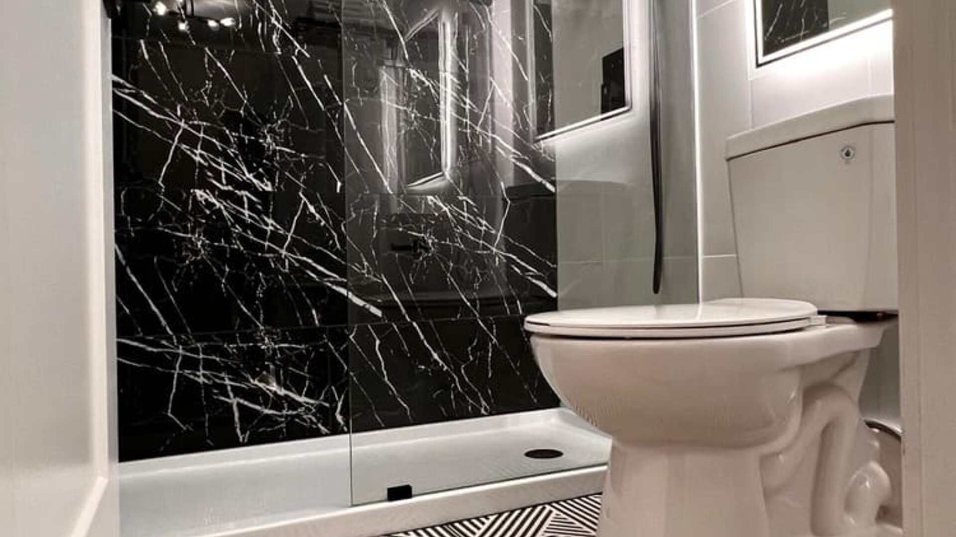 Guest bathroom at The Irish Inn Boutique Hotel.