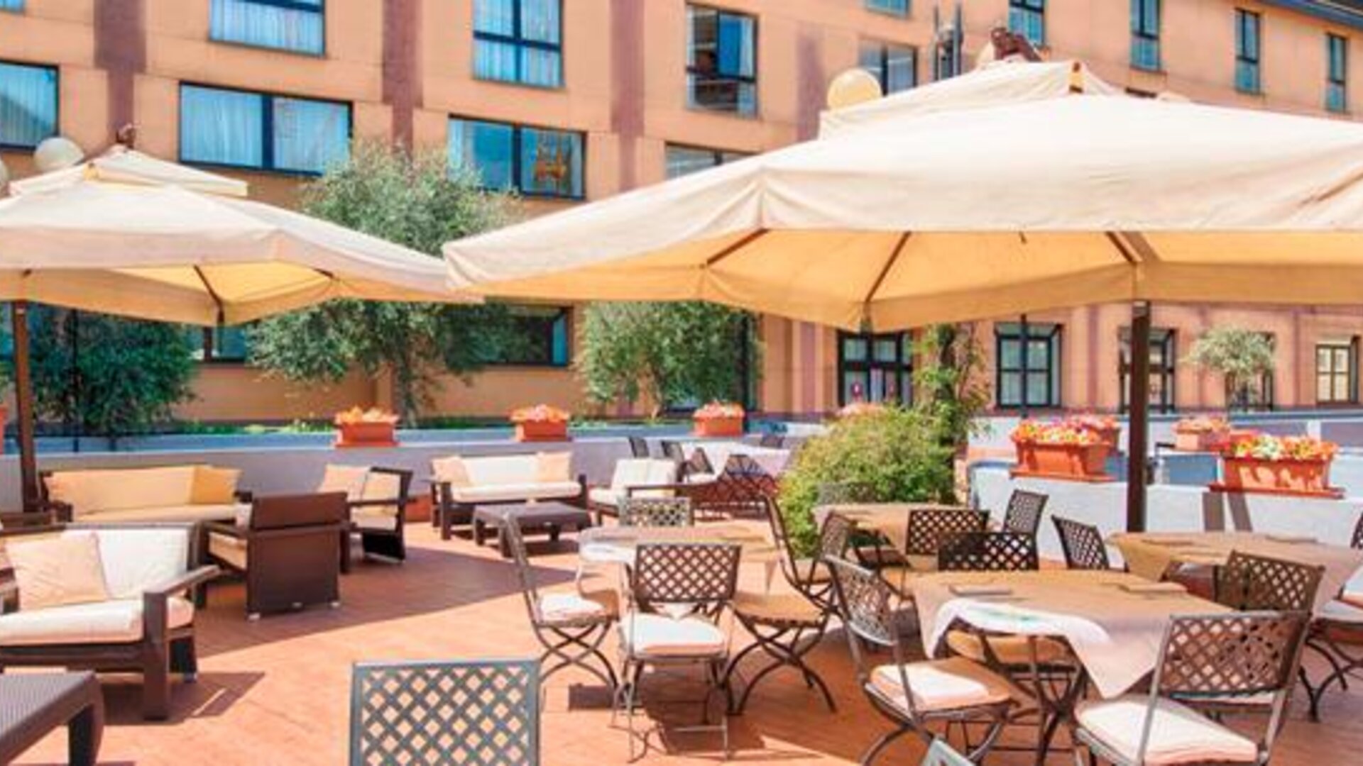 Leonardo Hotel Milan City Center