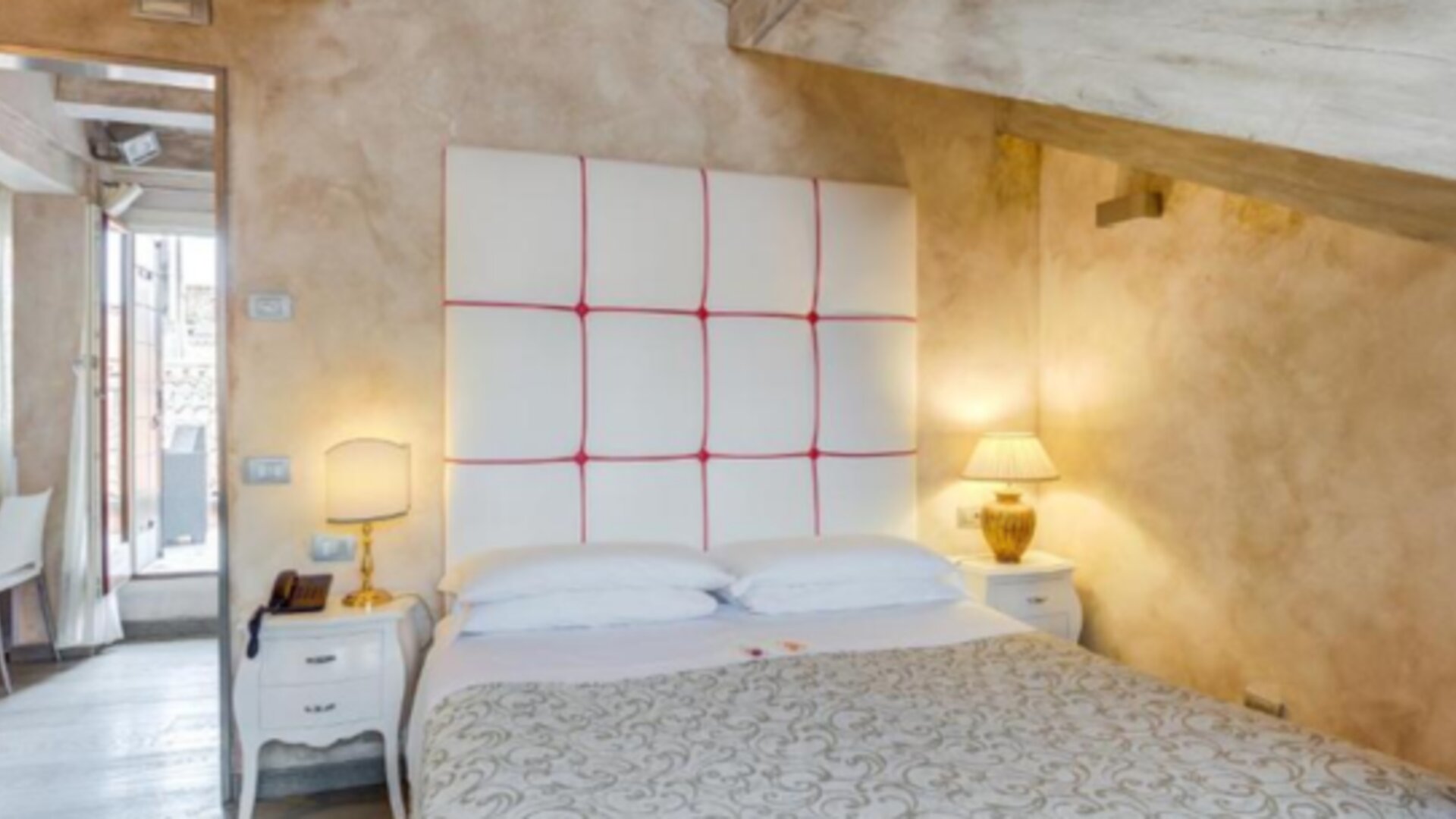 Hotel Antiche Figure