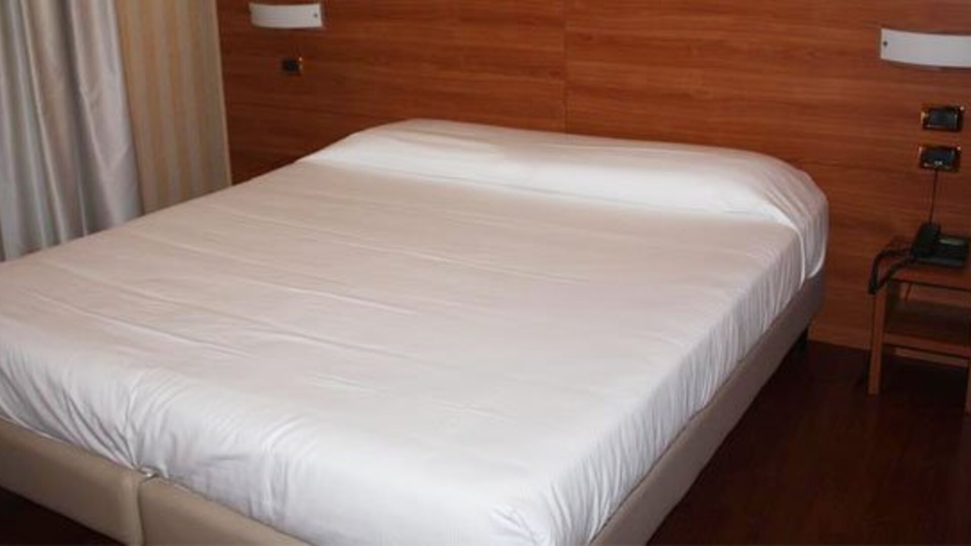 Hotel 2C