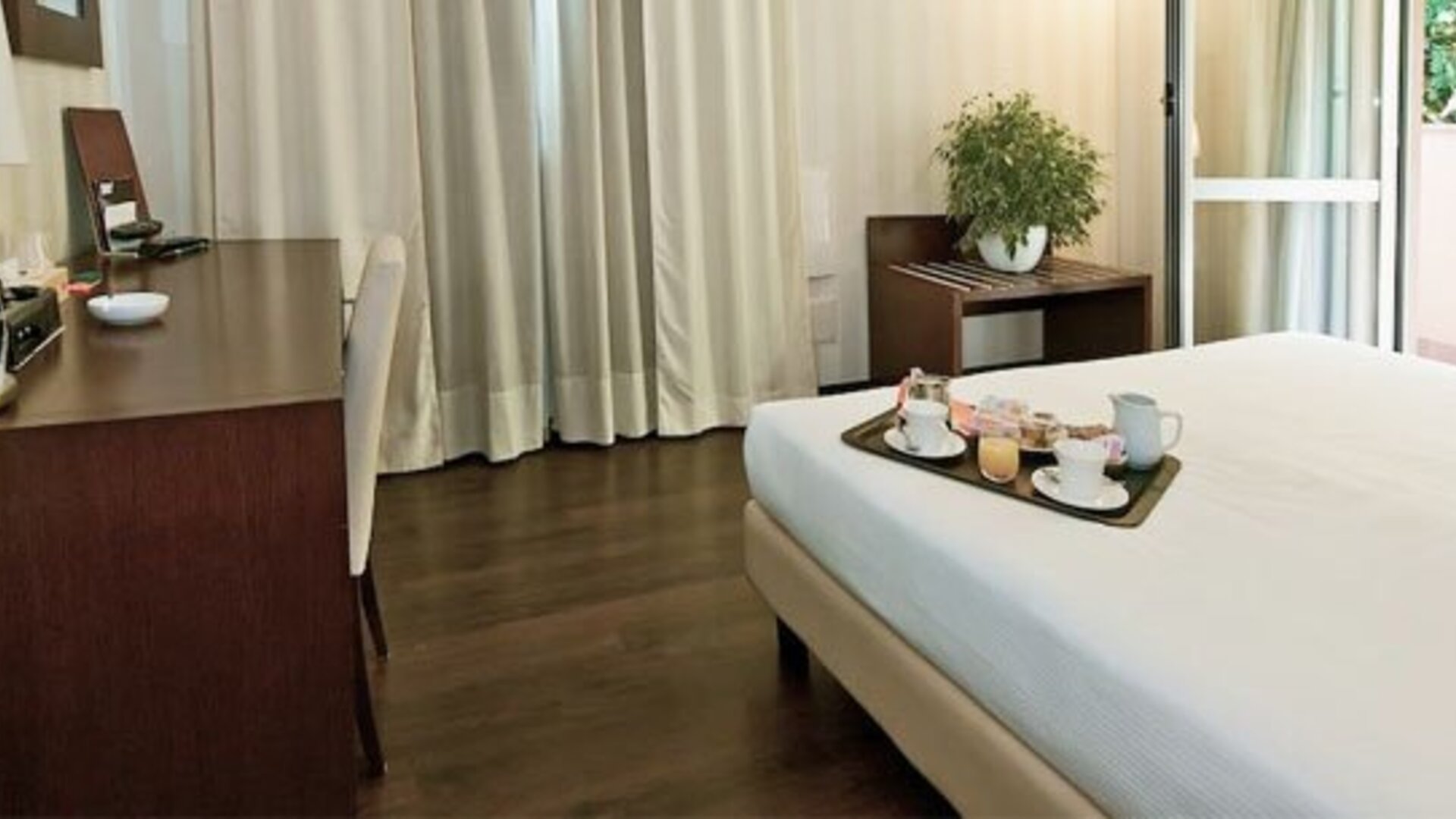 Hotel 2C