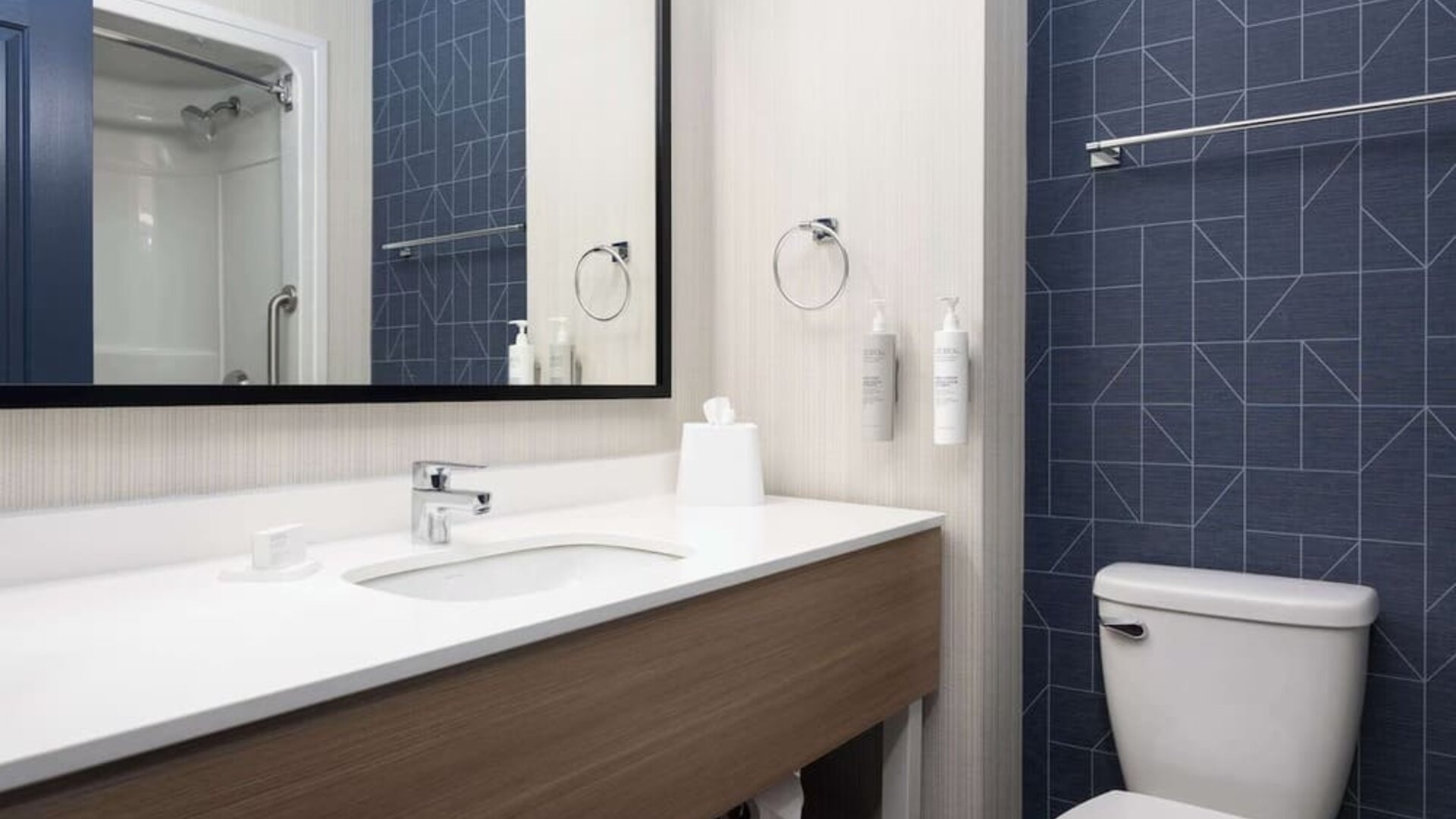 Guest bathroom at Spark By Hilton Guelph.