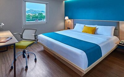 City Express Suites By Marriott Querétaro