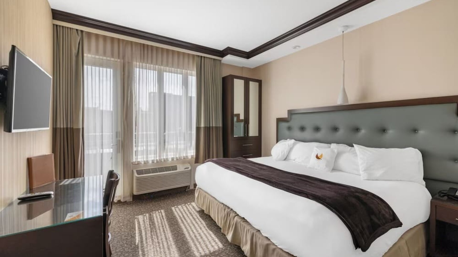 Day use room at Aura Hotel Brooklyn.