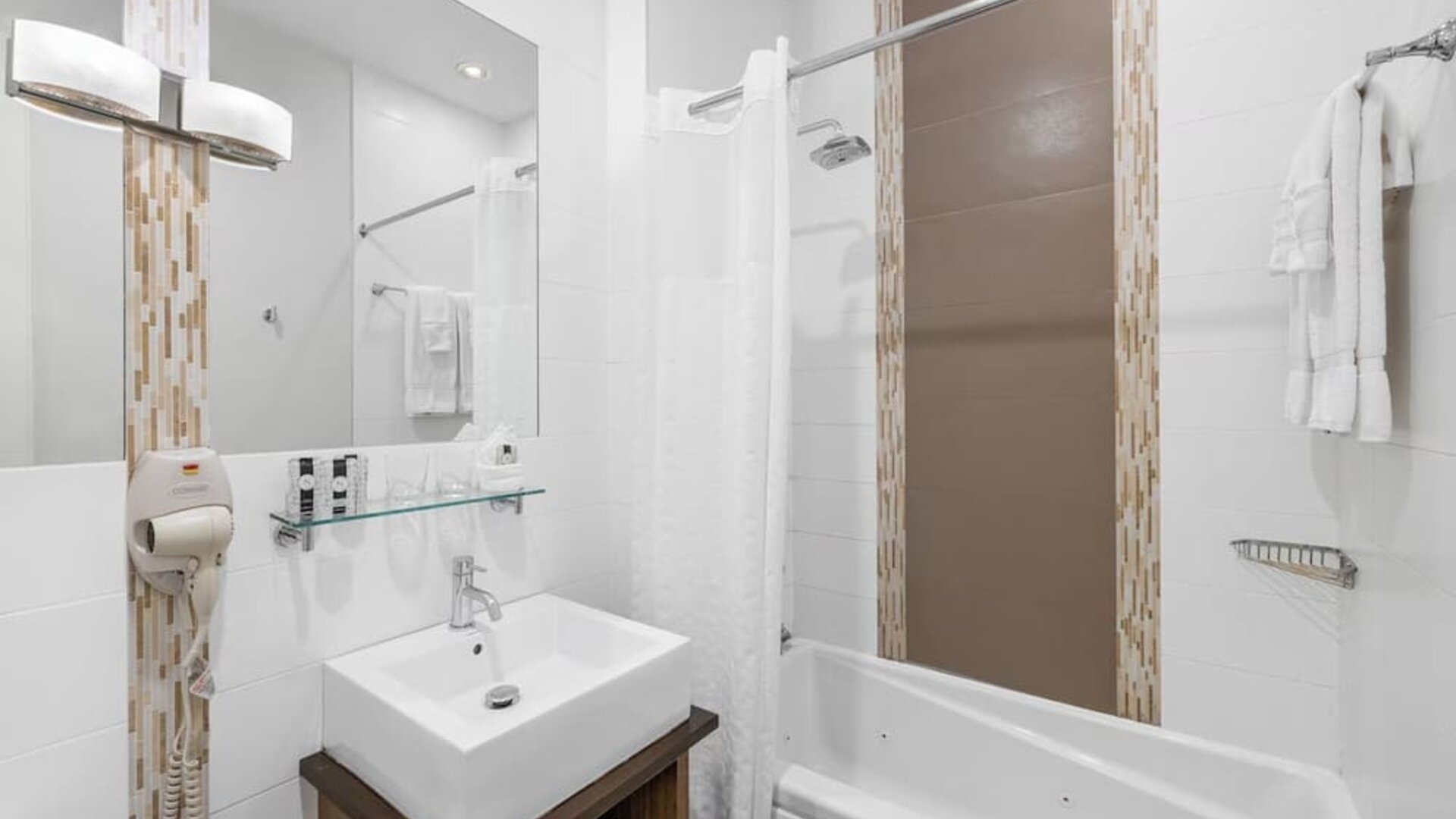 Day use room at Aura Hotel Brooklyn.