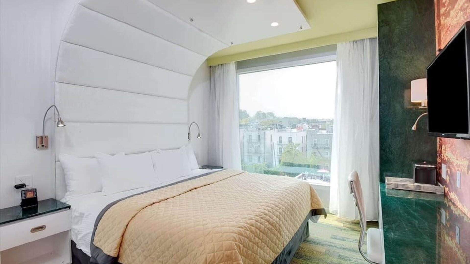 King bed at Wyndham Garden Brooklyn Sunset Park.