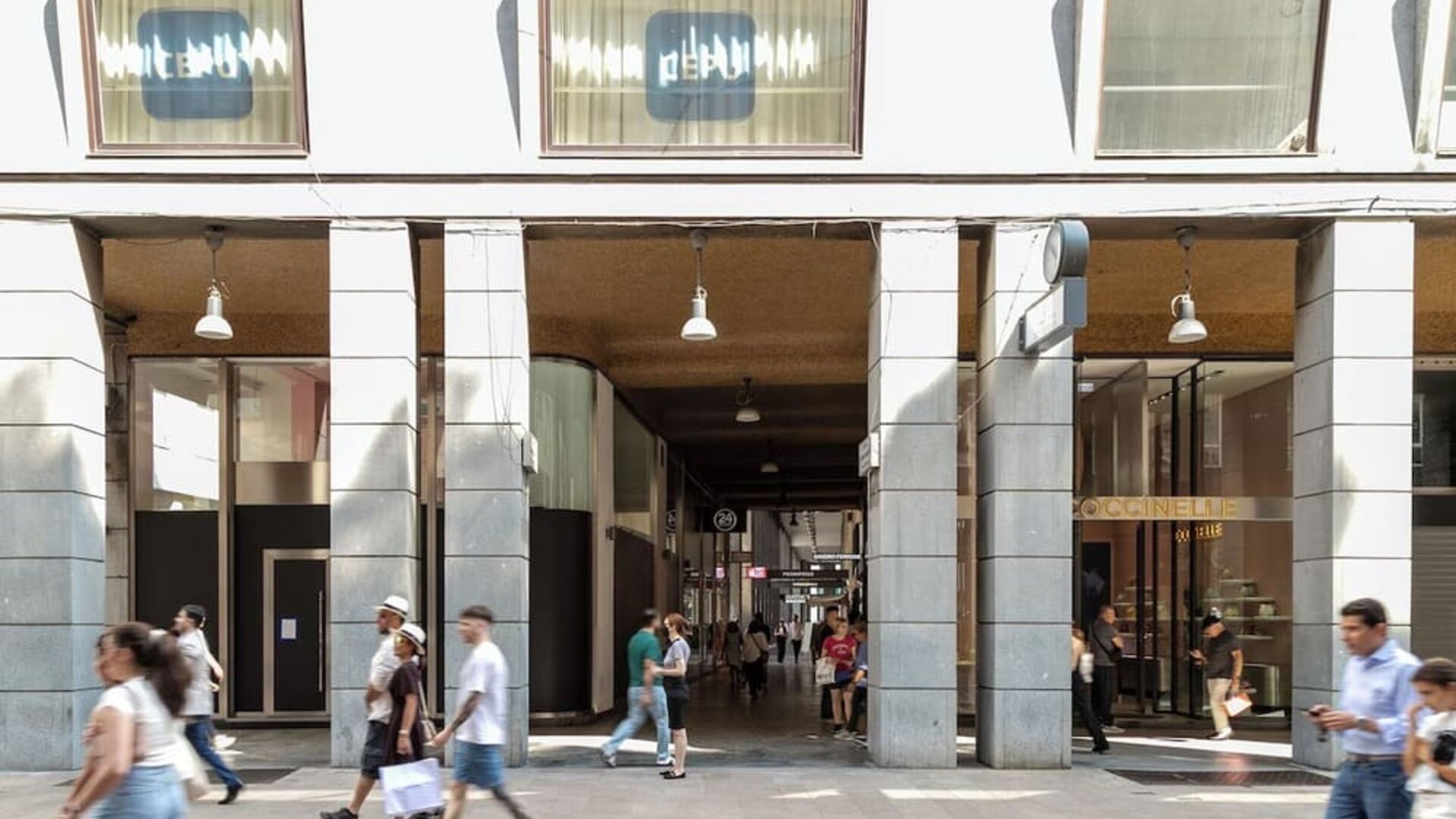 City landmark at AH - Duomo Essence.