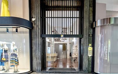 Hotel entrance at AH - Duomo Essence.