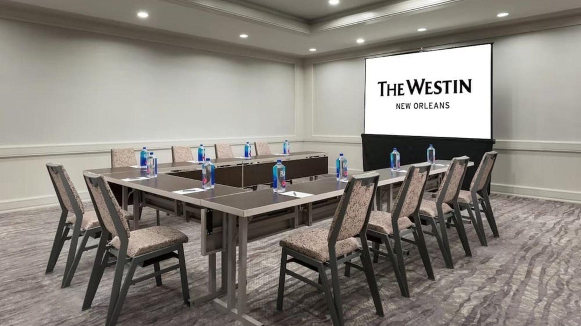 Professional meeting room at The Westin New Orleans.