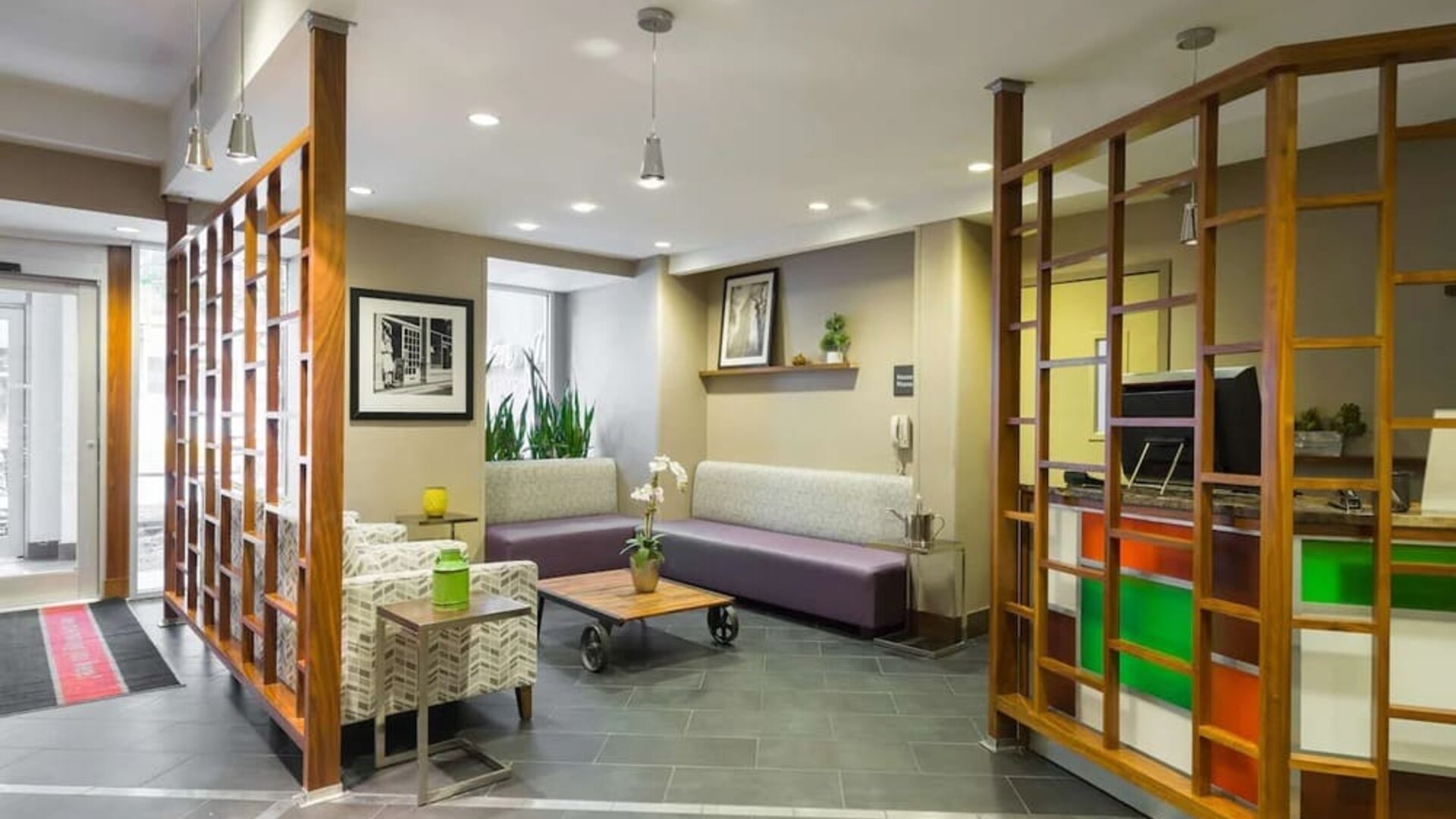 Hotel lobby at Hampton Inn Manhattan Chelsea.