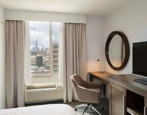 Day use room' workspace at Hampton Inn Manhattan Chelsea.