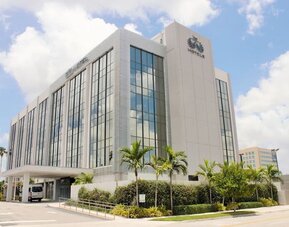 Exterior view of EB Hotel Miami.