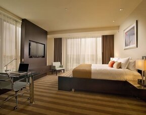 King room with work desk and private bathroom at EB Hotel Miami.