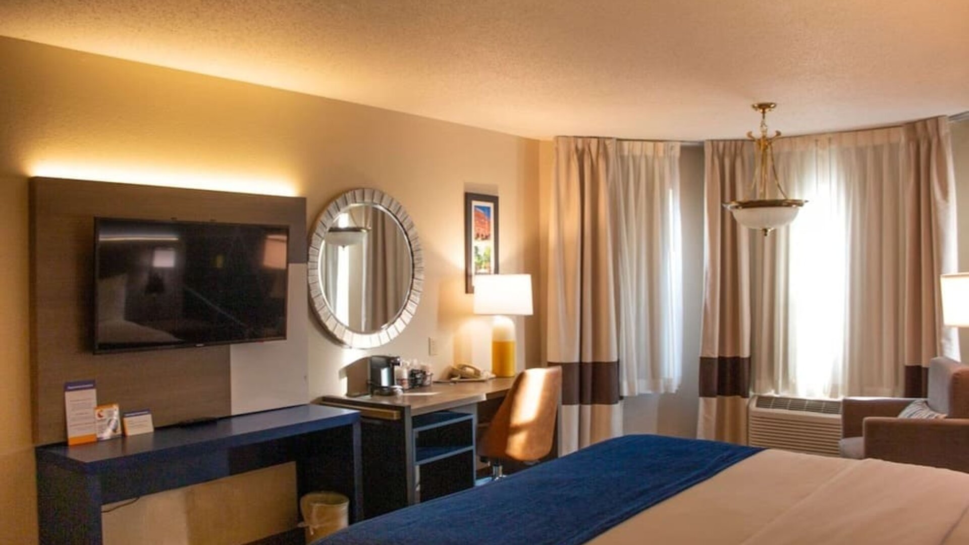 Day use room at Comfort Inn & Suites Geneva - West Chicago.