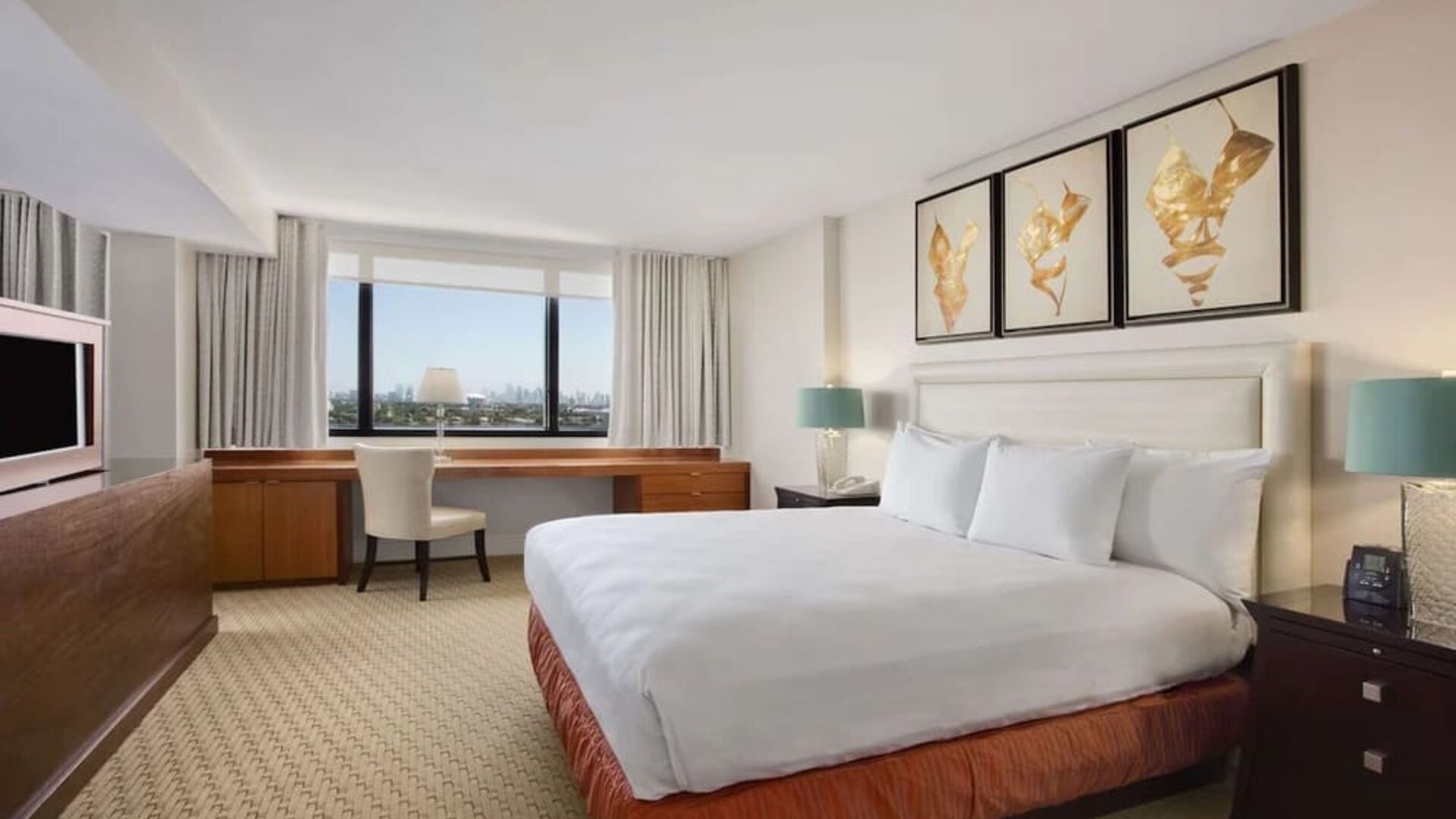 Standard day use room with work desk at Hilton Miami Airport Blue Lagoon.