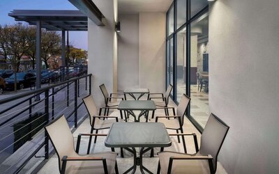 Outdoor terrace at DoubleTree By Hilton Long Island City, NY.