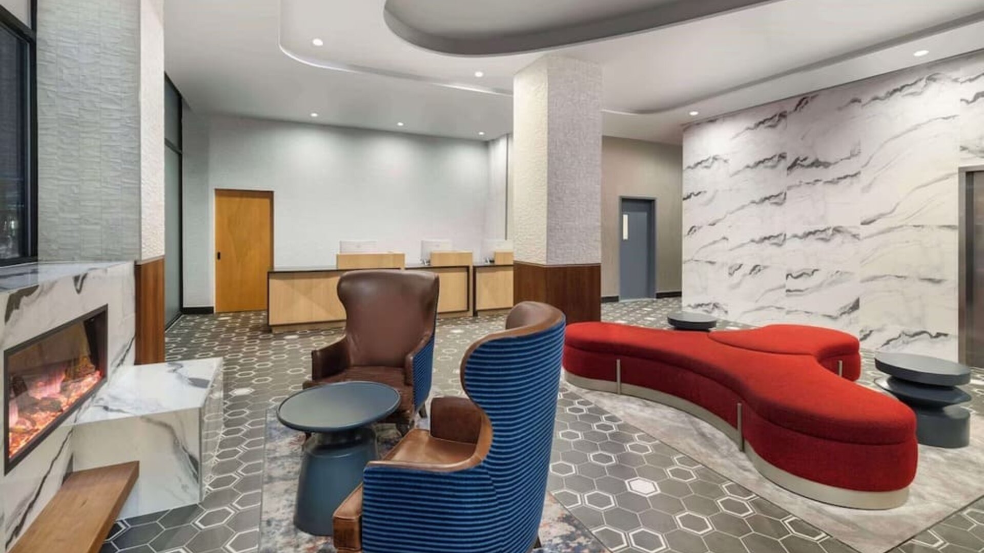 Lobby seating at DoubleTree By Hilton Long Island City, NY.