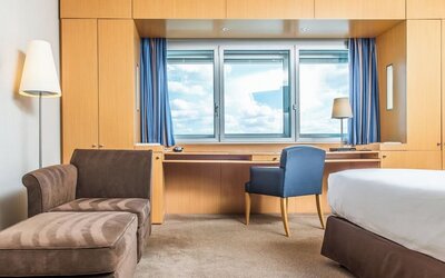 Day use room at Sheraton Paris Charles De Gaulle Airport Hotel.