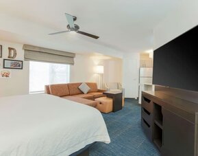 Day use room at Hampton Inn & Suites Denver Tech Center.