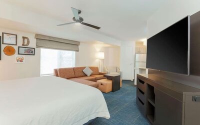 Day use room at Hampton Inn & Suites Denver Tech Center.