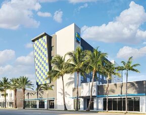 Hotel exterior at Tru By Hilton Ft. Lauderdale Airport.