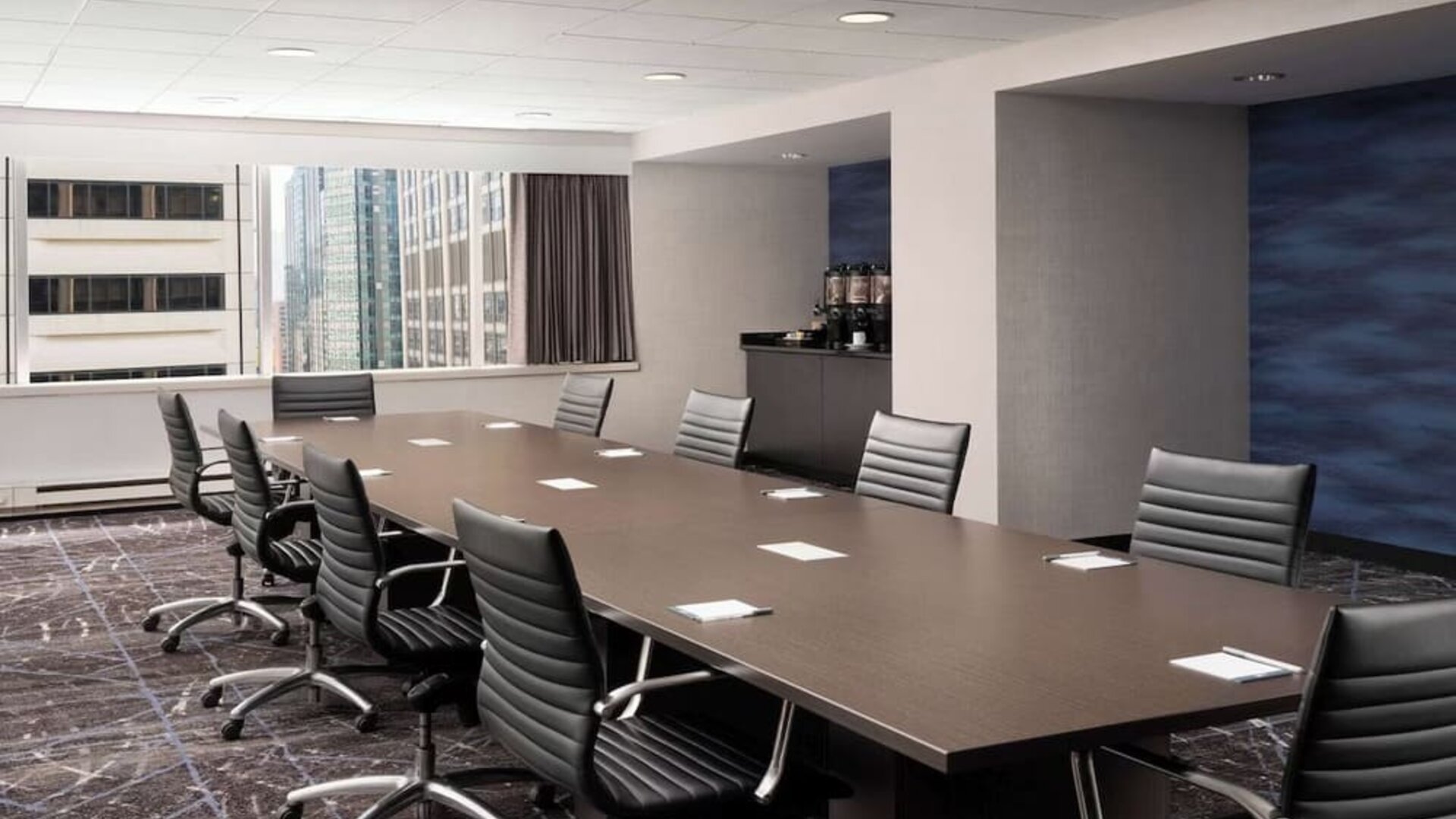Meeting room at Homewood Suites By Hilton Chicago Downtown/Magnificent Mile.