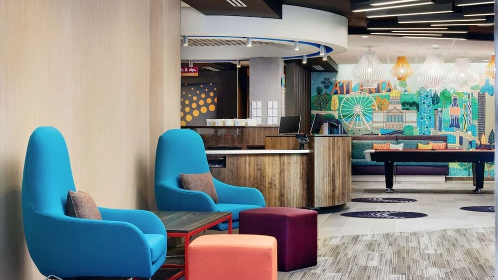 Work space at Tru By Hilton Atlanta Northlake Parkway.