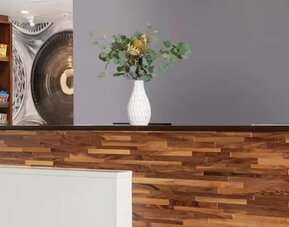 Reception at Hampton By Hilton Cusco.