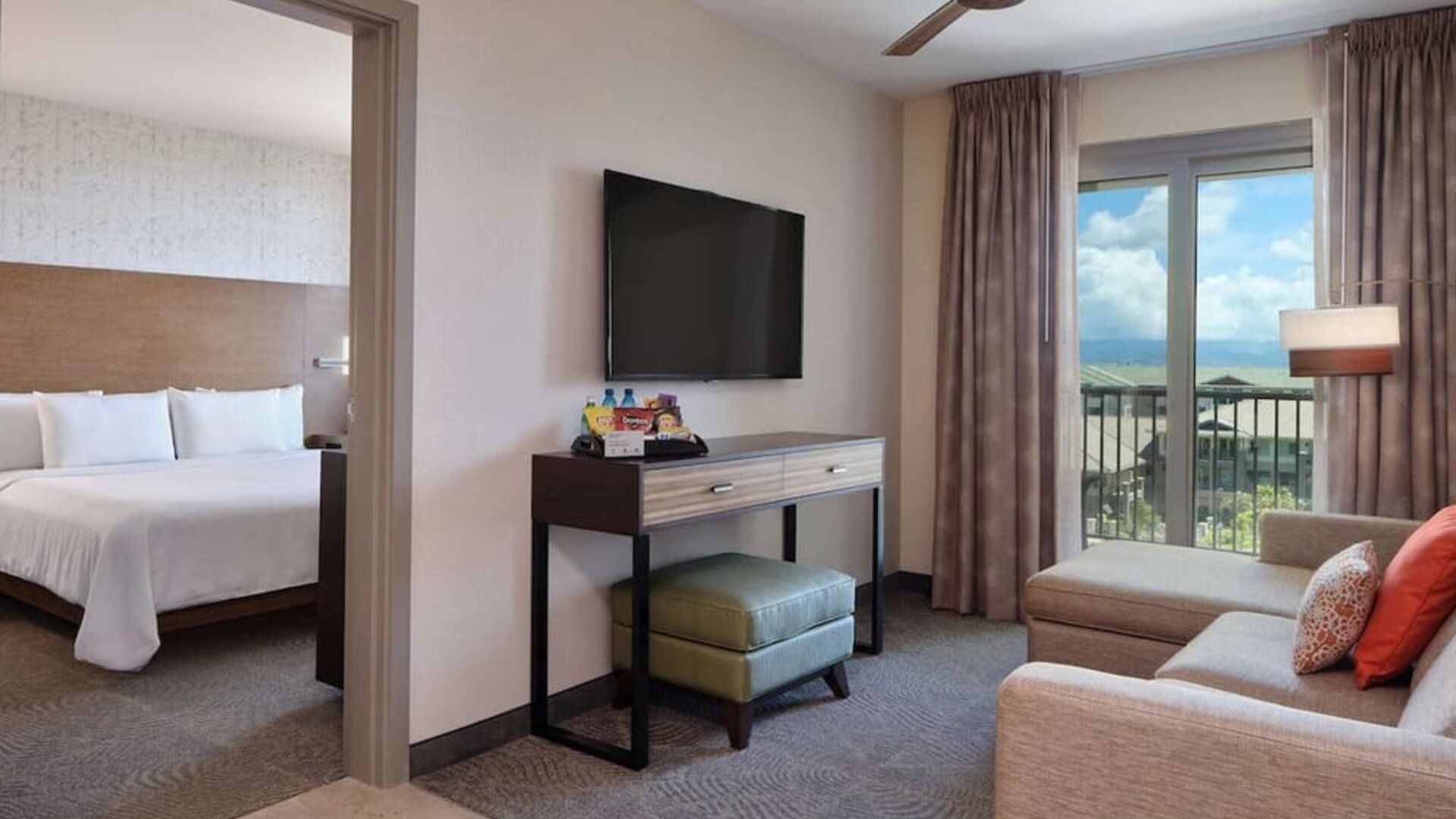 Day use room at Embassy Suites By Hilton Oahu Kapolei.