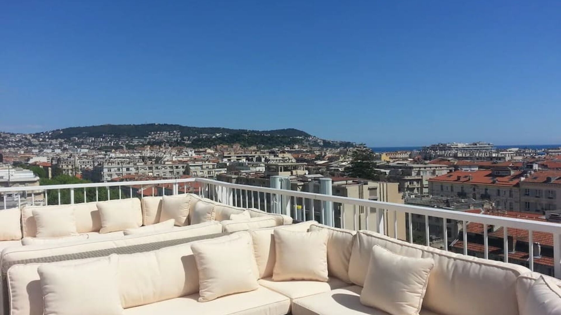 Panoramic terrace perfect for coworking at Splendid Hotel & Spa Nice.