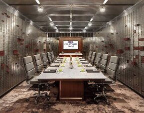 Professional meeting room at Courtyard San Diego Downtown.