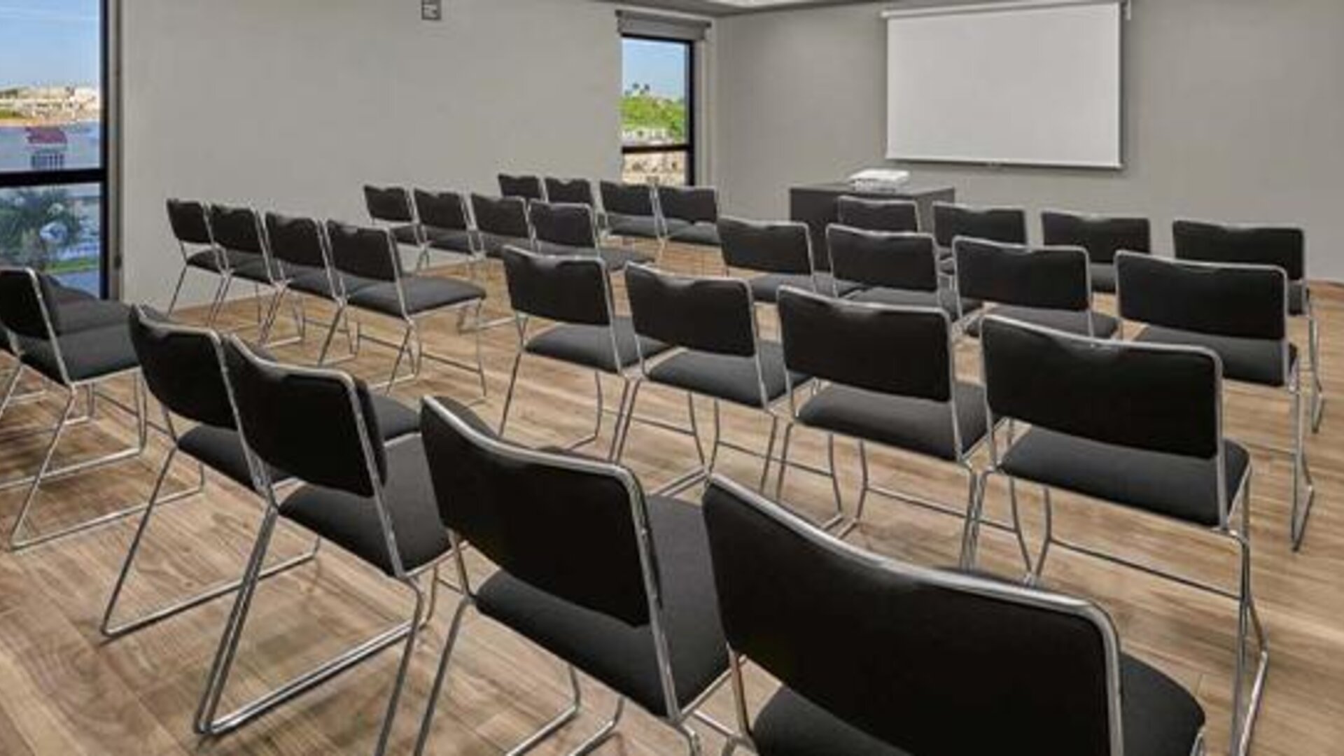 City Express Plus By Marriott Tampico