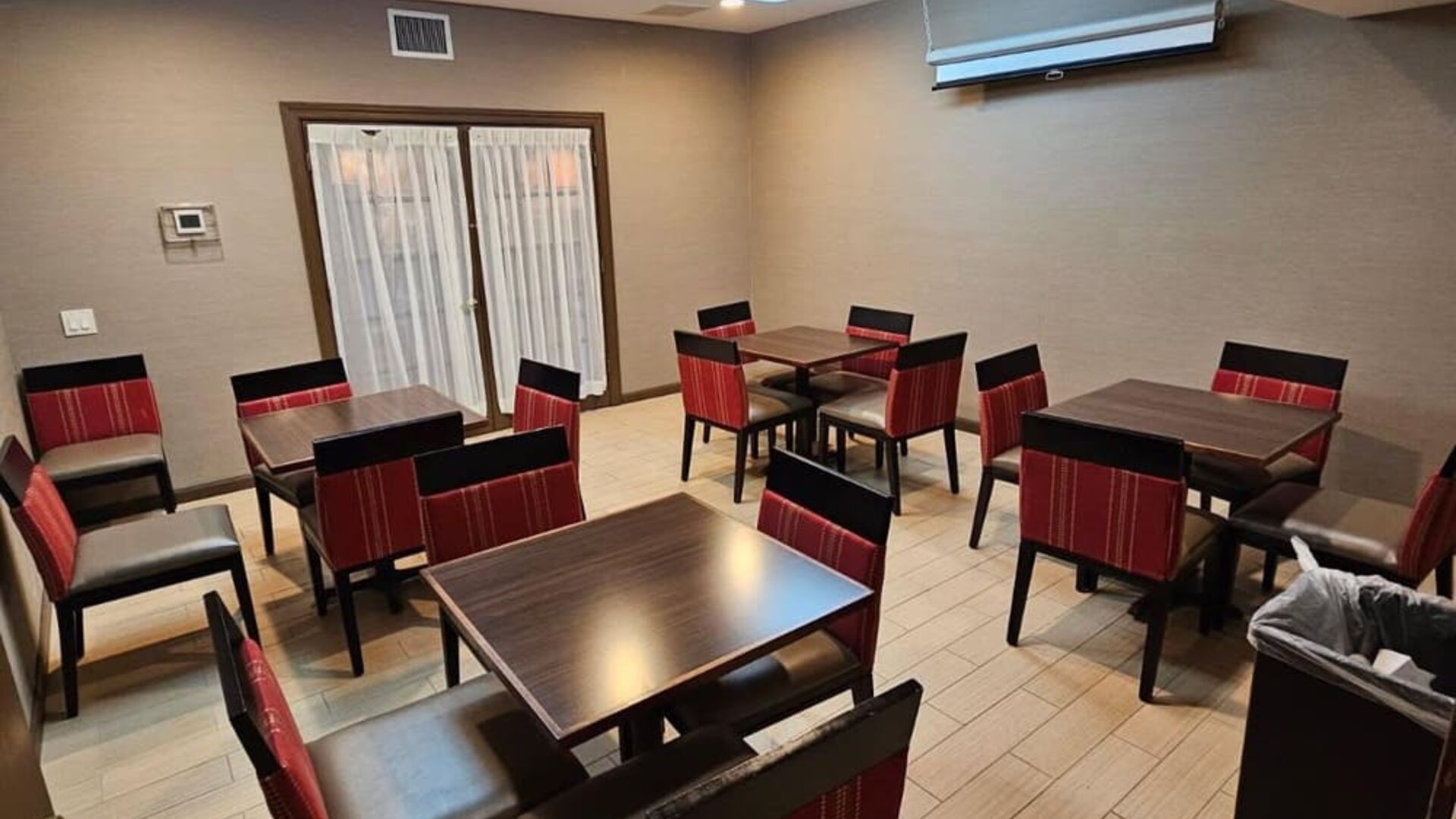 Fabyan meeting room at Comfort Inn & Suites Geneva - West Chicago.