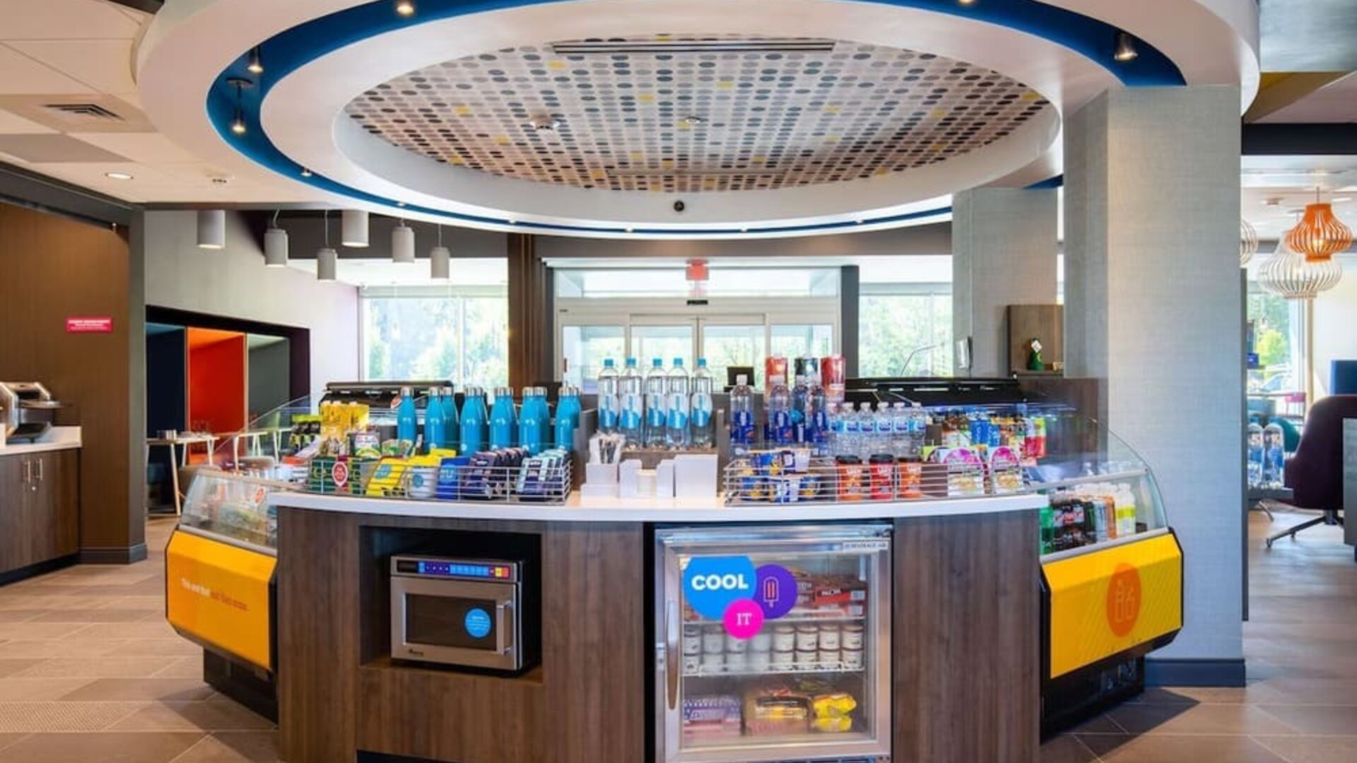 Reception and snack bar at Tru By Hilton Eugene.