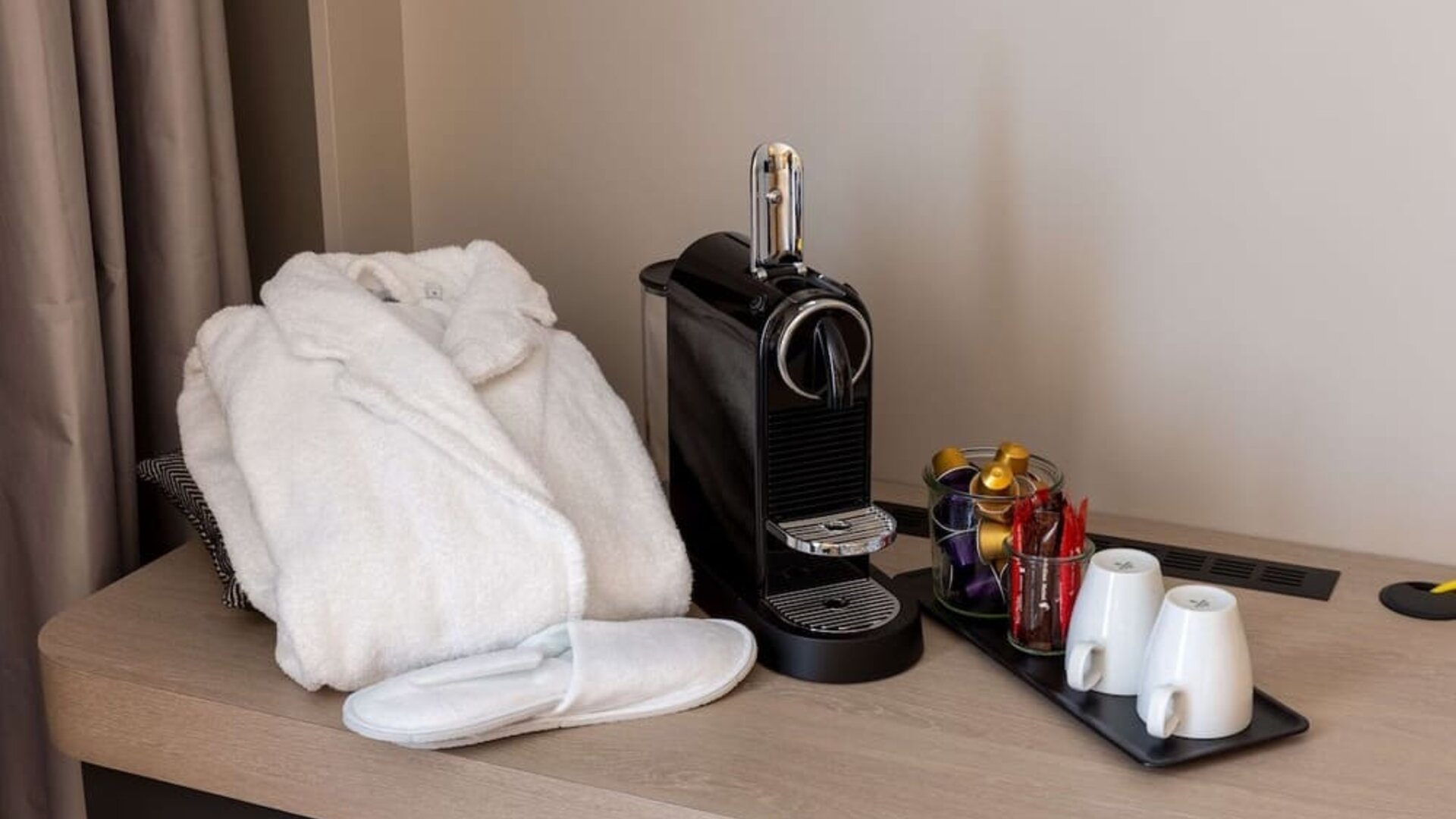 Coffee station at Hilton Garden Inn Massy.