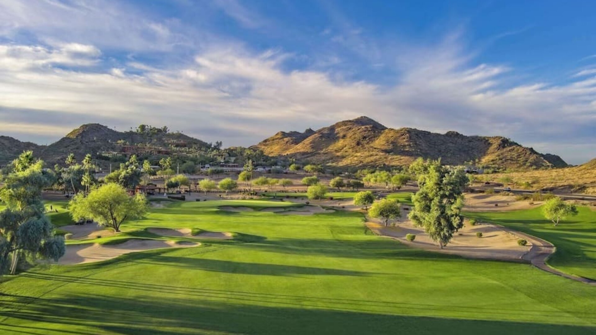 Golf course at Hilton Phoenix Tapatio Cliffs Resort.