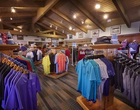 Gift shop at Hilton Phoenix Tapatio Cliffs Resort.