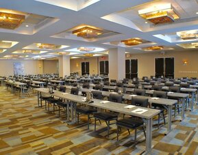 Meeting room at GALLERYone - A DoubleTree Suites By Hilton Hotel.