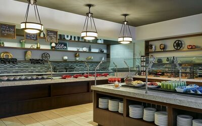 Dining area at The Inn At Penn, A Hilton Hotel.